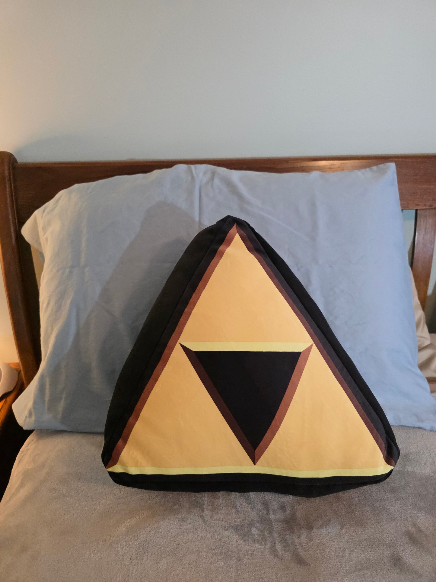 Nintendo The Legend of Zelda Triforce Mocchi Mocchi 15" Plush - Brand New