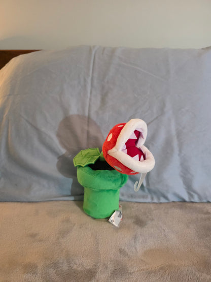 Nintendo Super Mario - Piranha Plant 9" Plush